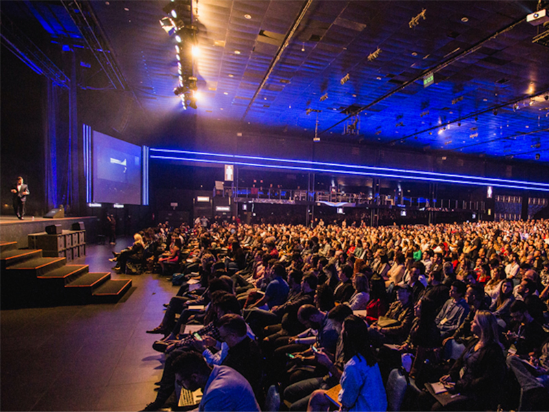 holding-conferences-and-professional-events